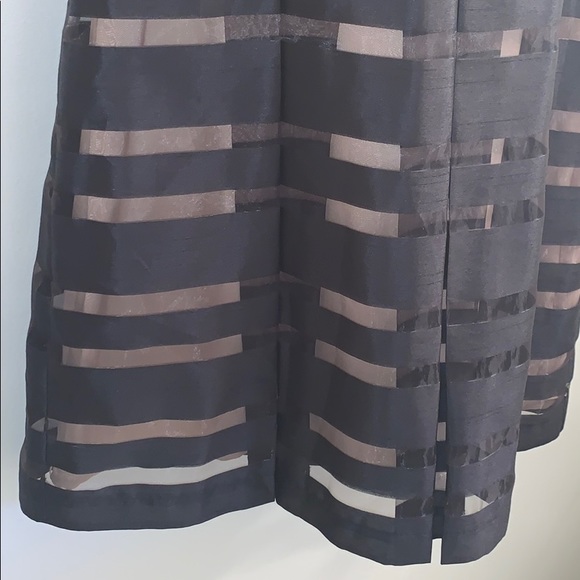 TAHARI Black & Nude Organza Dress - Picture 5 of 8